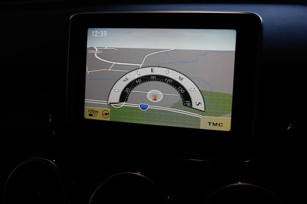 2012 B180 BlueEFFICIENCY Hatch