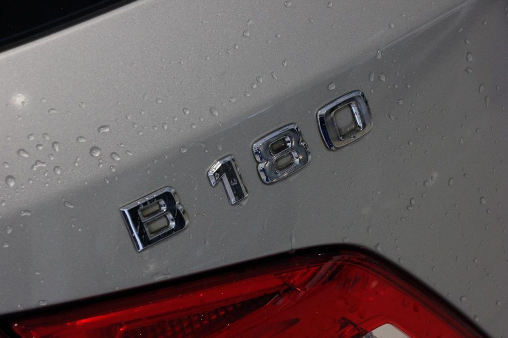 2012 B180 BlueEFFICIENCY Hatch
